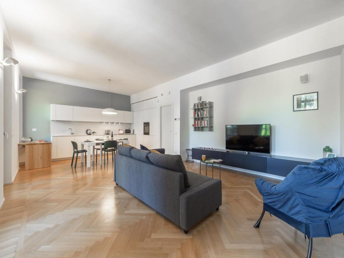 The Best Rent - Spacious Three-Bedroom Apartment With Terrace 米兰 外观 照片