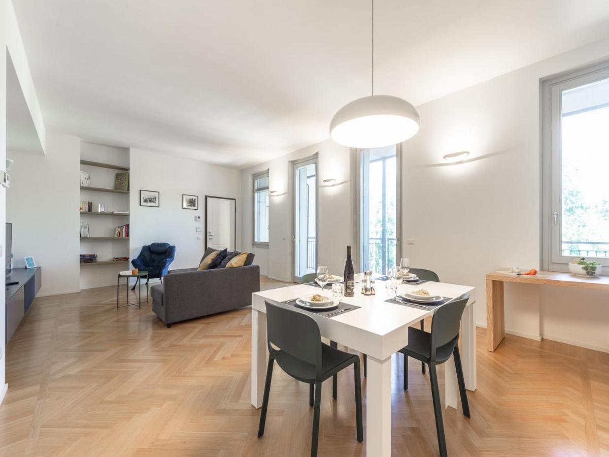The Best Rent - Spacious Three-Bedroom Apartment With Terrace 米兰 外观 照片